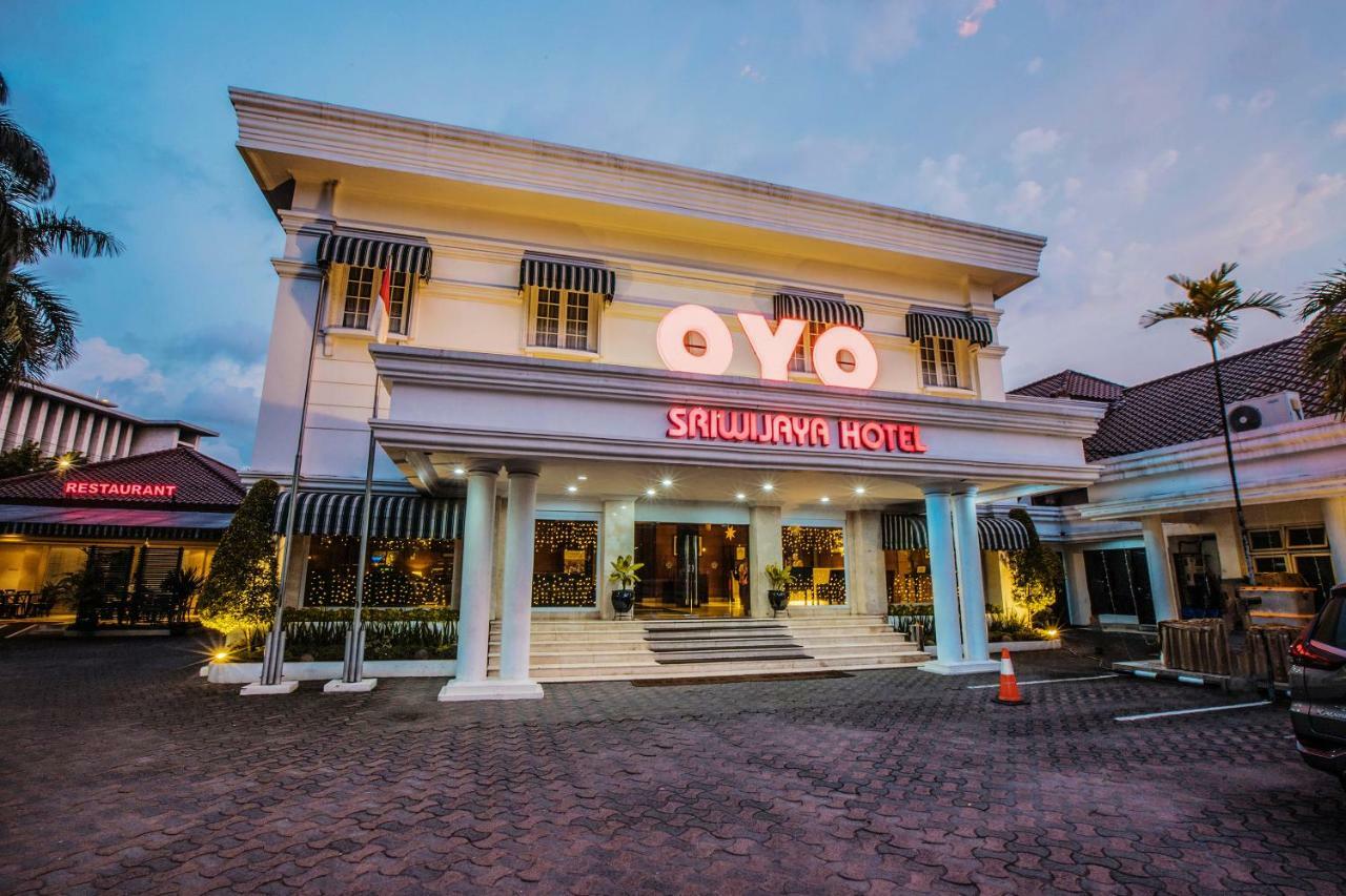 Capital O 534 Sriwijaya Hotel Jacarta Exterior foto