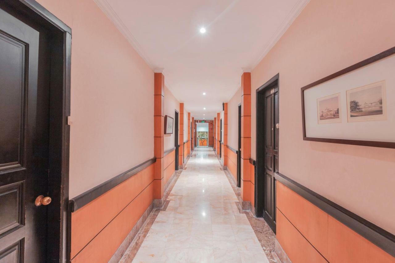 Capital O 534 Sriwijaya Hotel Jacarta Exterior foto